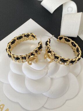 ✨ CHANEL- Gold and Black Chain-Link HoopEarrings ✨